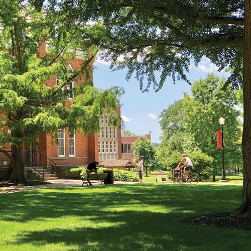 Beautyshot Peopleoncampus Beautyshot Peopleoncampus