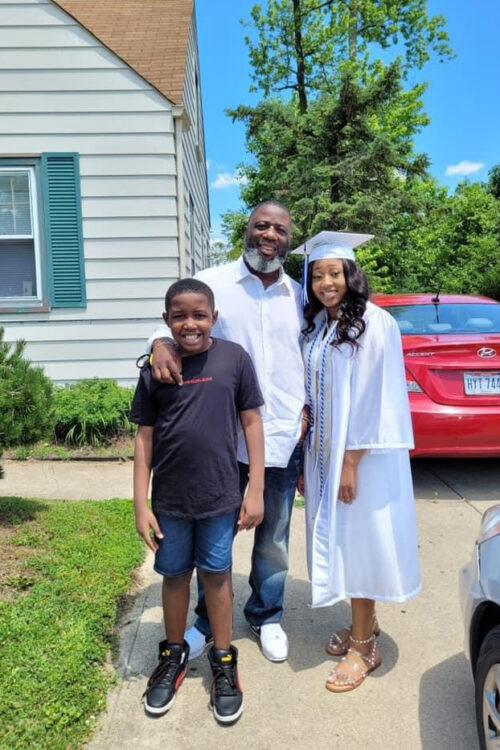 Senior Jennatta Mensah With Family